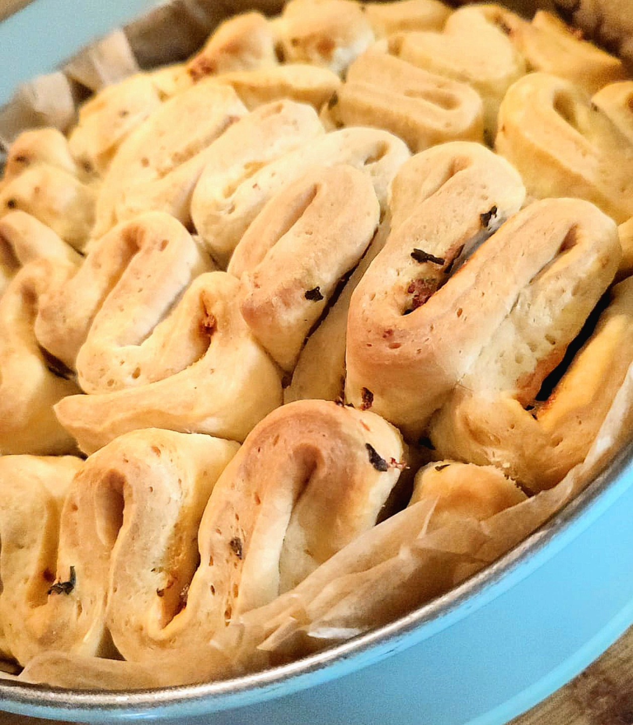 Chlebek ziołowo-czosnkowy